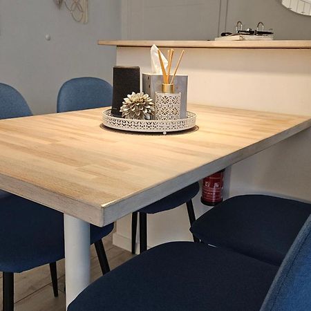 Enny Suite Apartment Im Schoenen Rheinland Lohmar Esterno foto