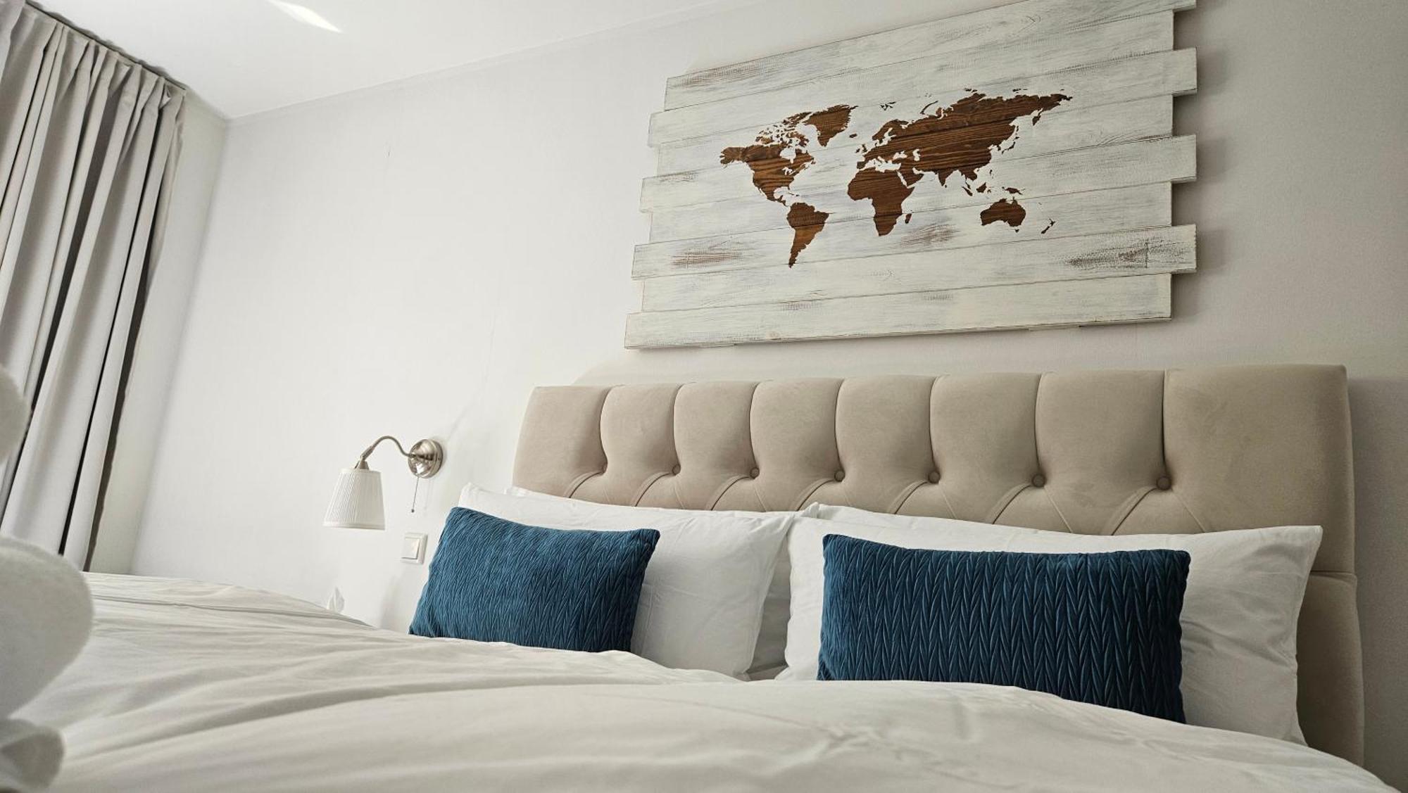 Enny Suite Apartment Im Schoenen Rheinland Lohmar Esterno foto